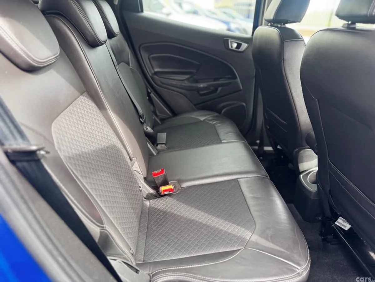 Ford EcoSport Hatchback, Diesel, 2017, Blue