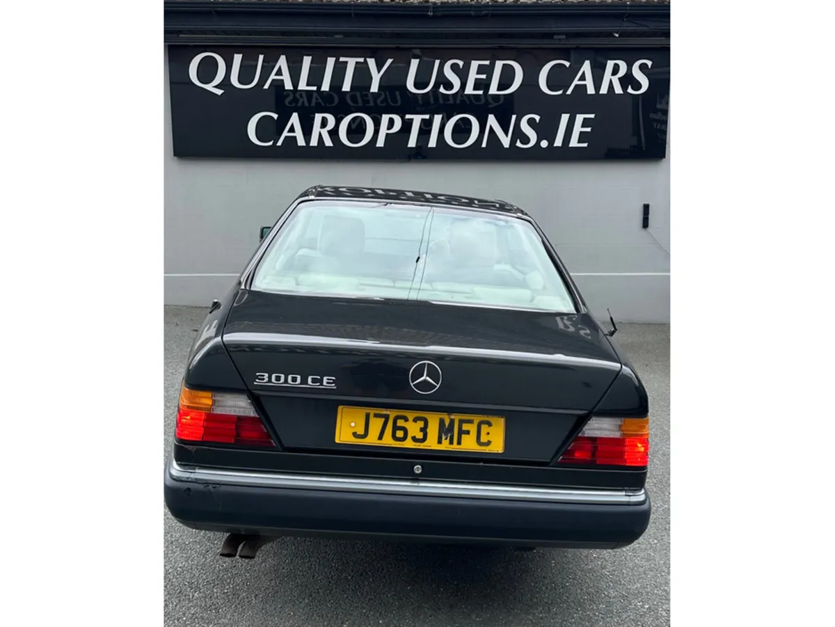 Mercedes-Benz 300 Coupe, Petrol, 1991, Black