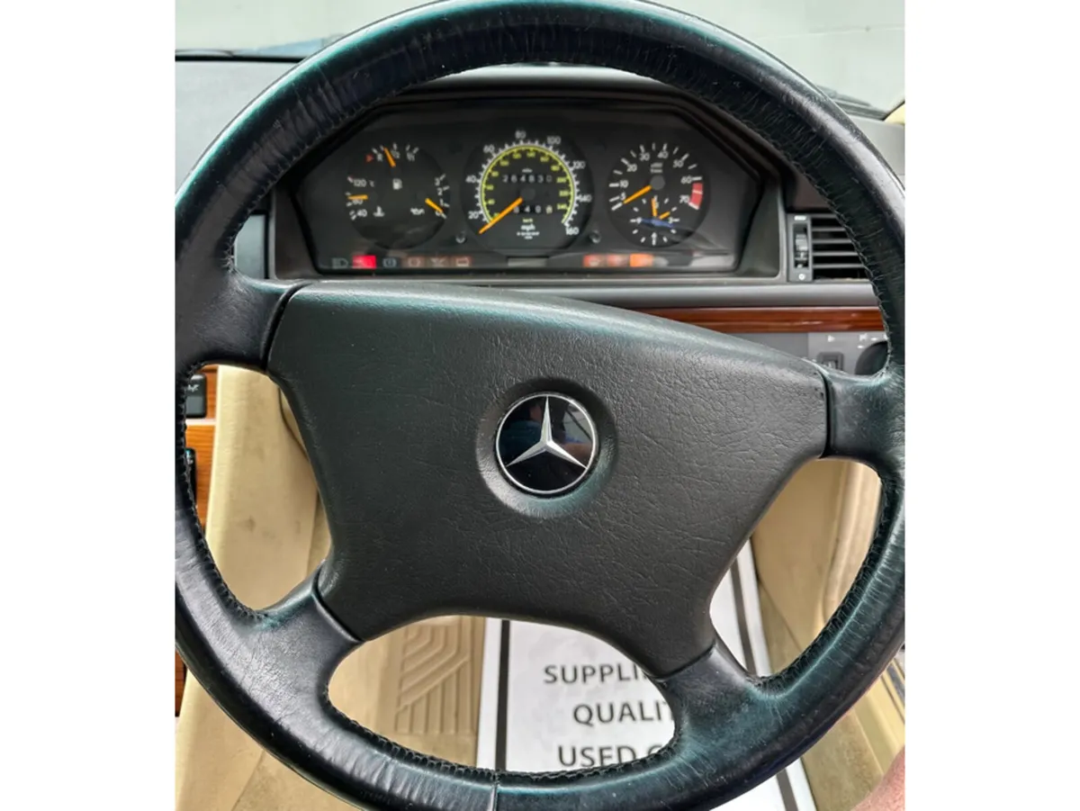 Mercedes-Benz 300 Coupe, Petrol, 1991, Black