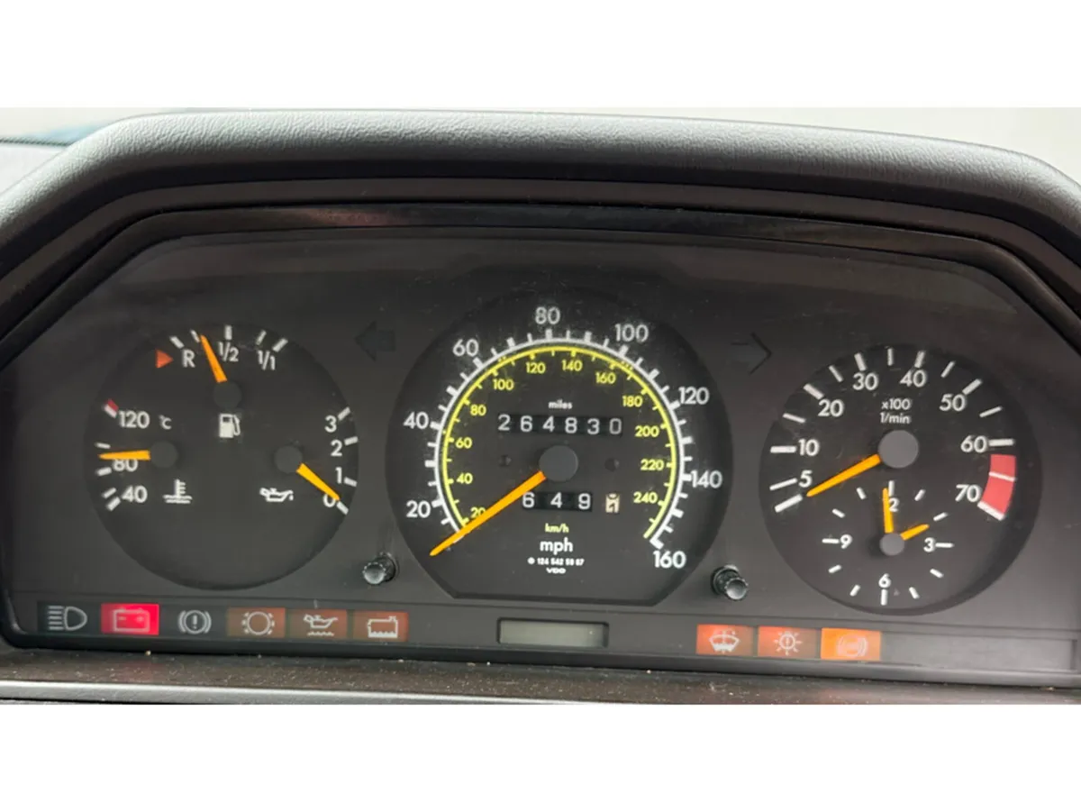 Mercedes-Benz 300 Coupe, Petrol, 1991, Black
