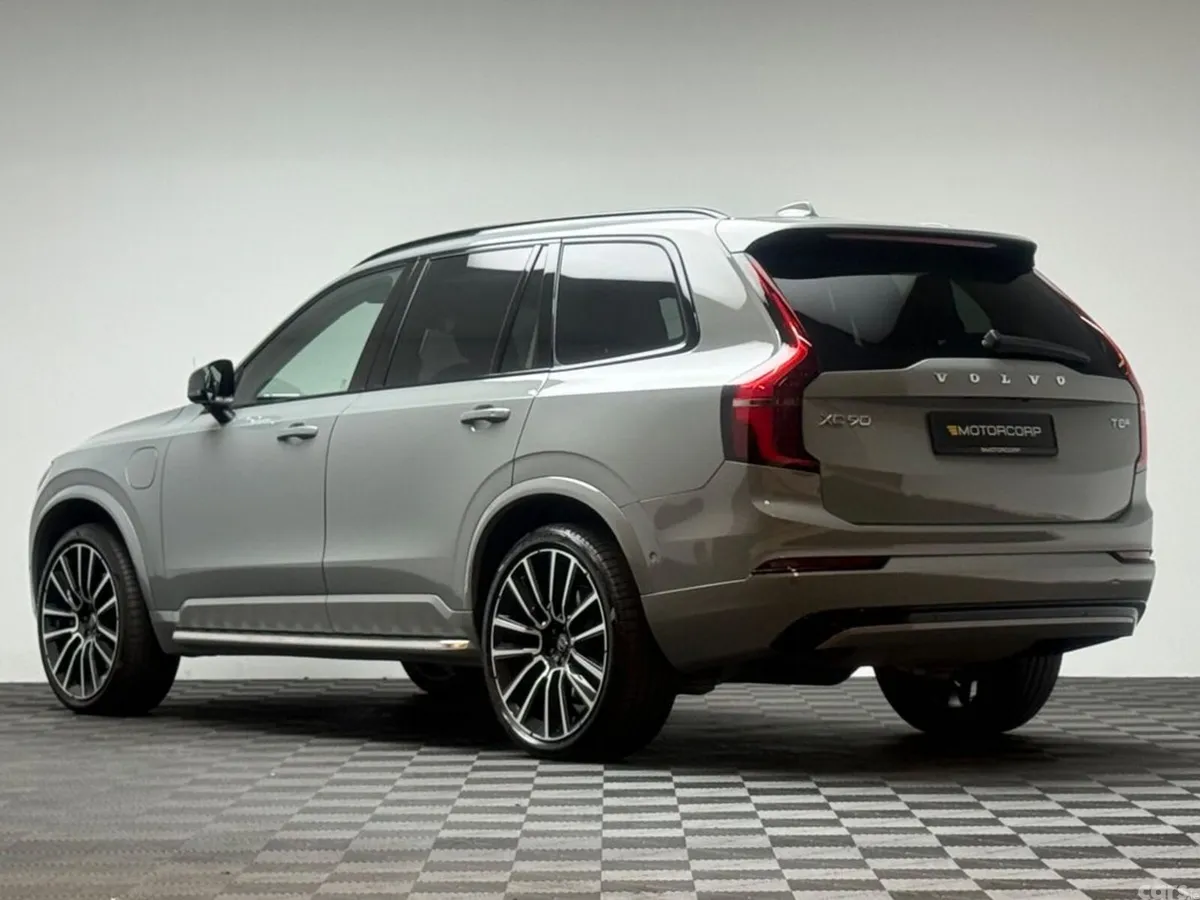 Volvo XC90 SUV, Petrol Plug-in Hybrid, 2026, Grey