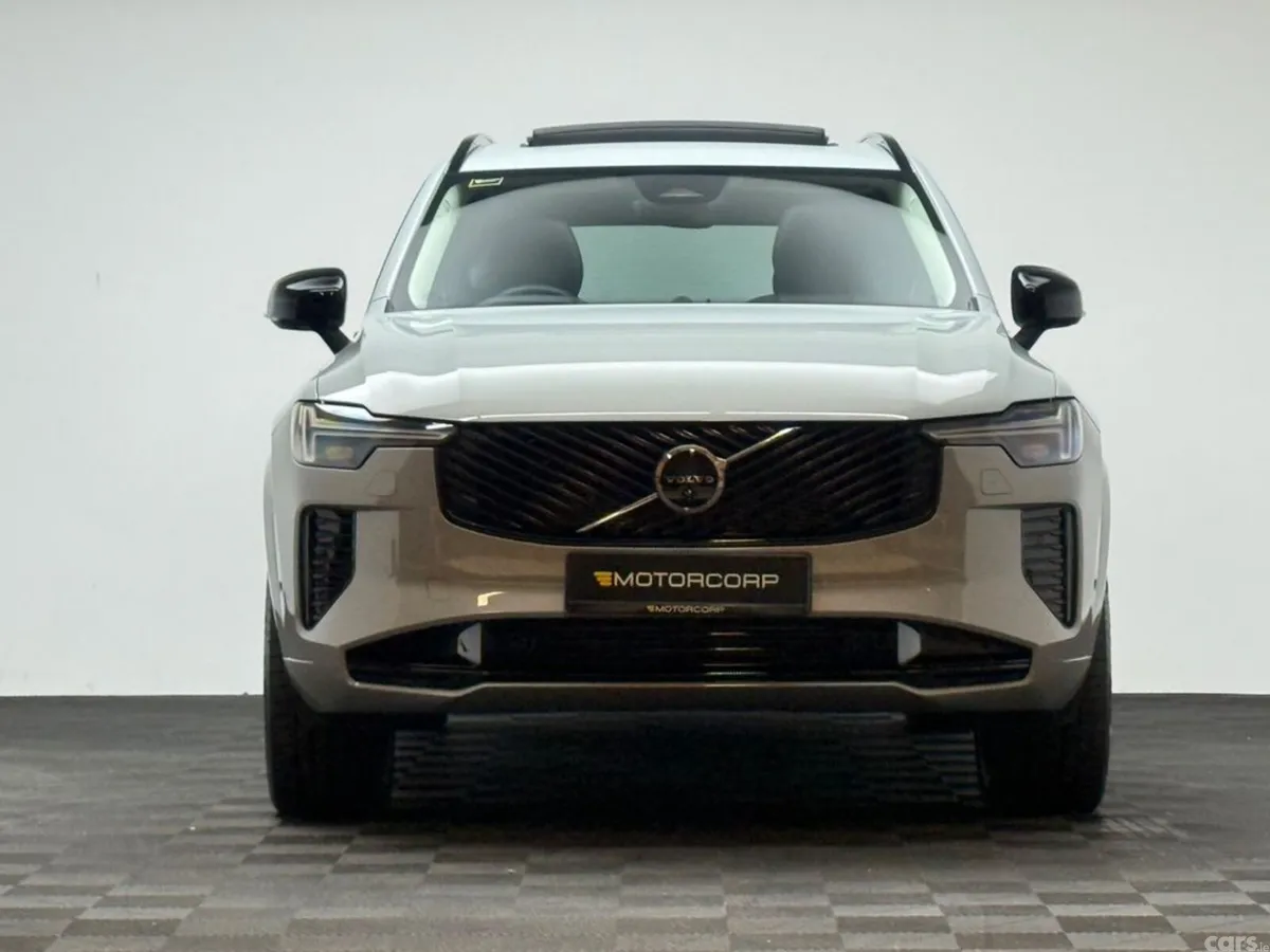 Volvo XC90 SUV, Petrol Plug-in Hybrid, 2026, Grey