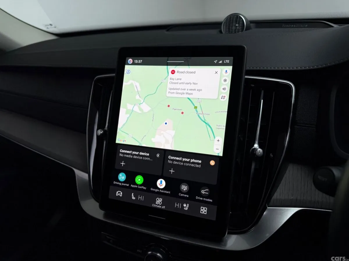 Volvo XC90 SUV, Petrol Plug-in Hybrid, 2026, Grey