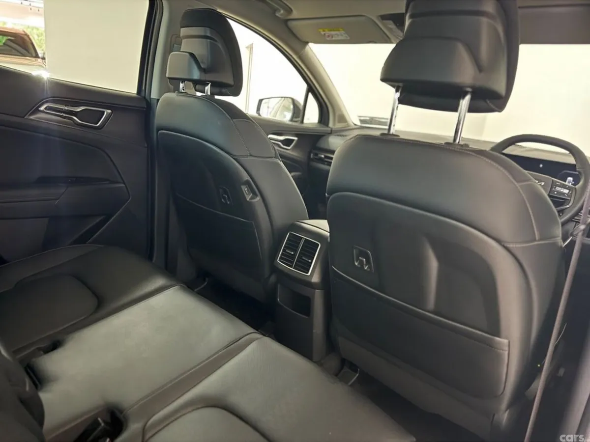 Kia Sportage MPV, Diesel Hybrid, 2025, Grey