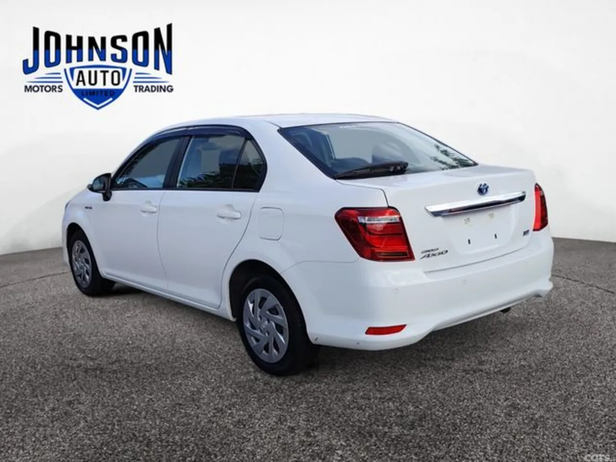 Toyota Corolla Saloon, Petrol, 2020, White