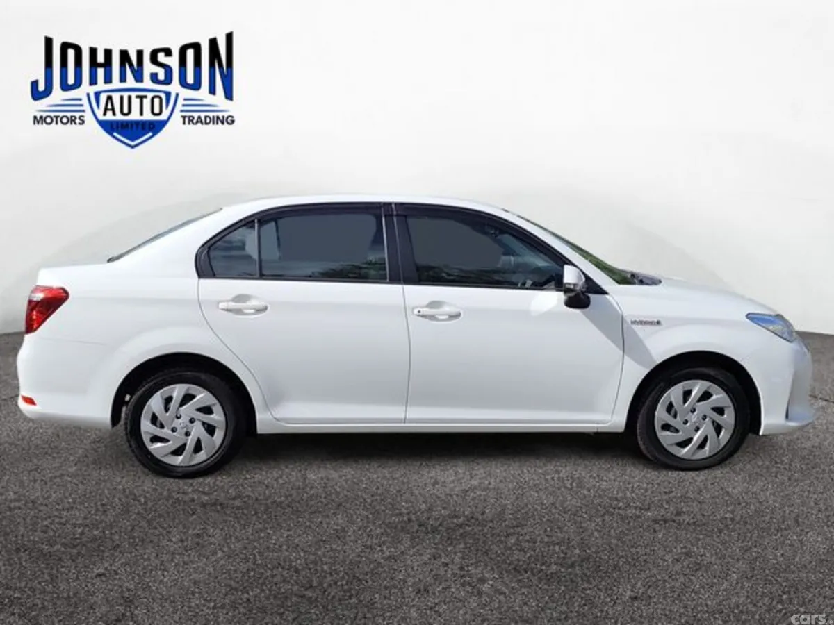 Toyota Corolla Saloon, Petrol, 2020, White