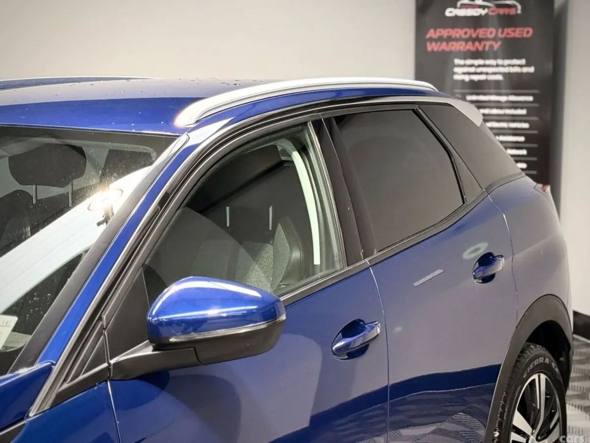 Peugeot 3008 MPV, Petrol, 2018, Blue