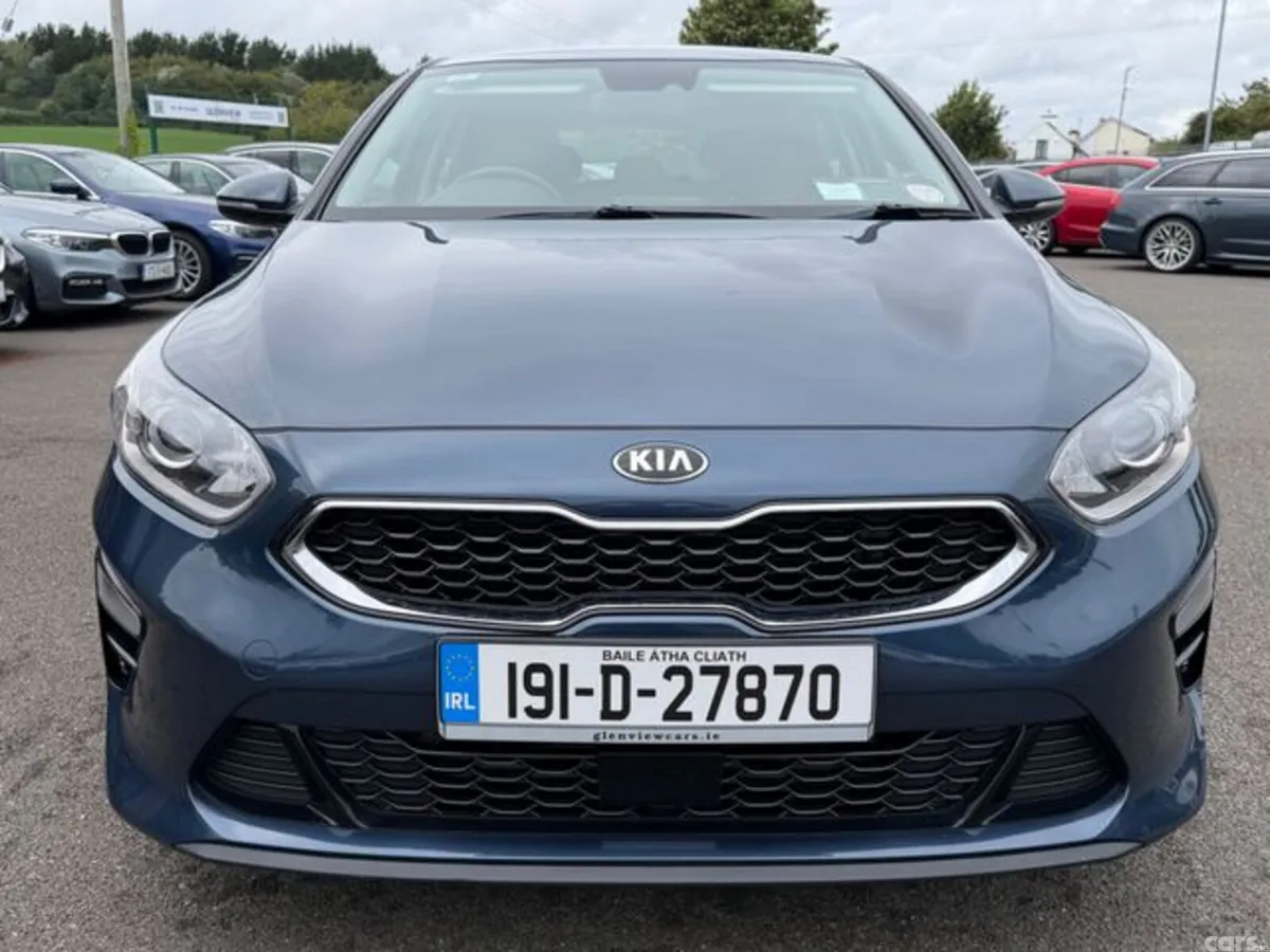Kia Ceed Hatchback, Petrol, 2019, Blue