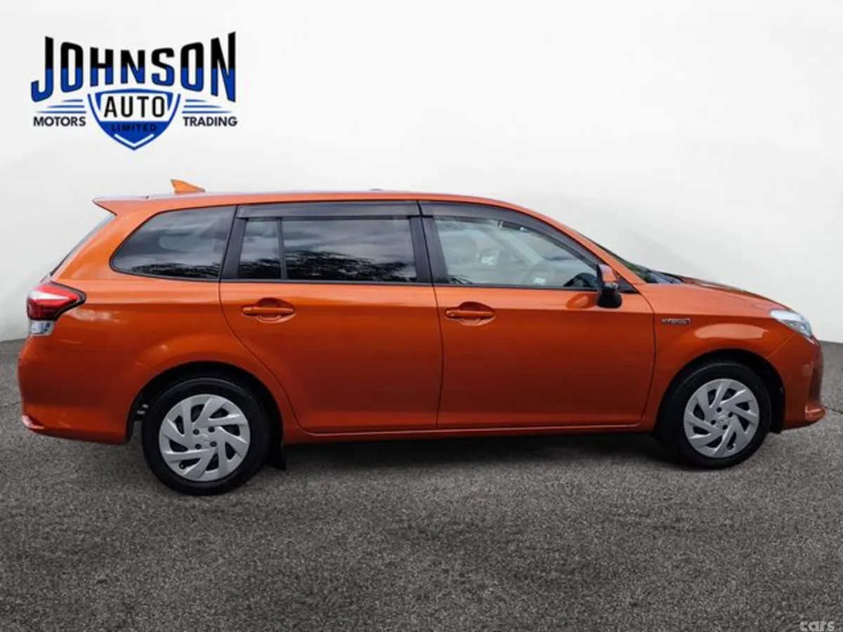 Toyota Corolla Estate, Petrol Hybrid, 2018, Orange