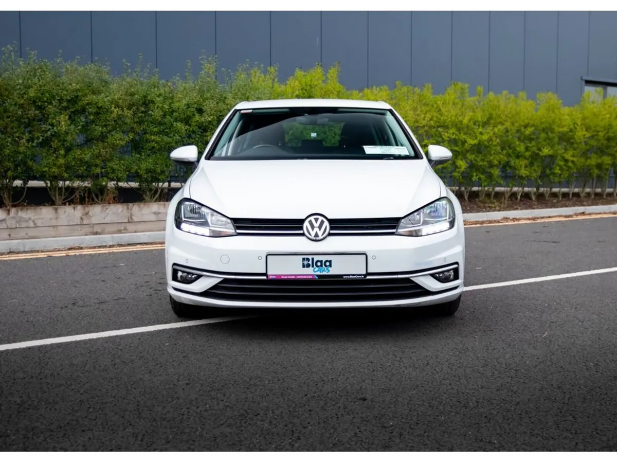 Volkswagen Golf Hatchback, Petrol, 2019, White