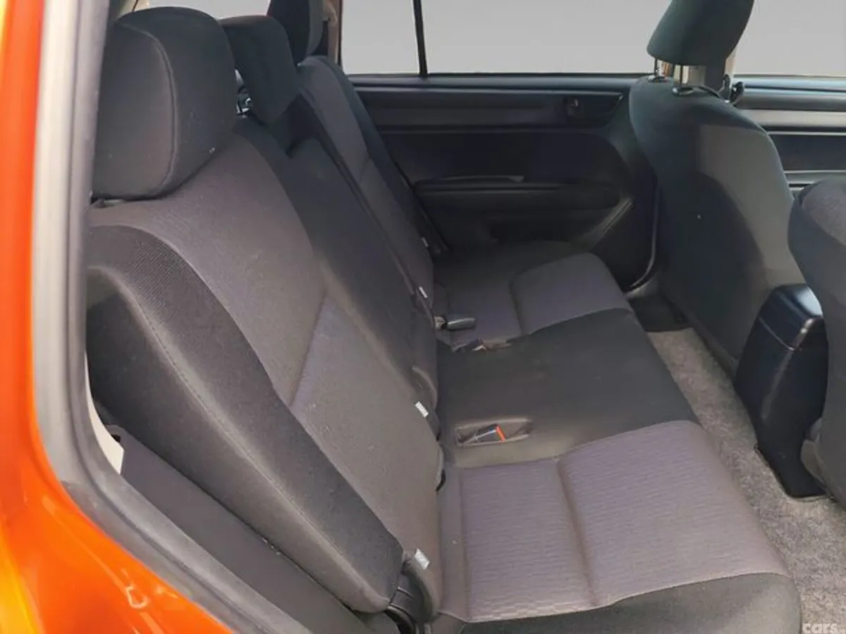 Toyota Corolla Estate, Petrol Hybrid, 2018, Orange