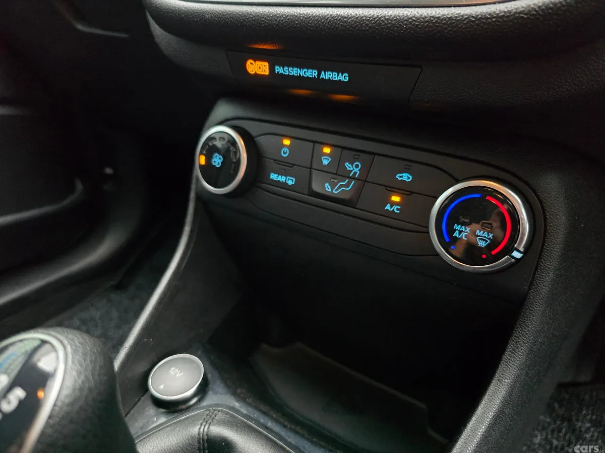 Ford Fiesta Hatchback, Petrol, 2019, Blue
