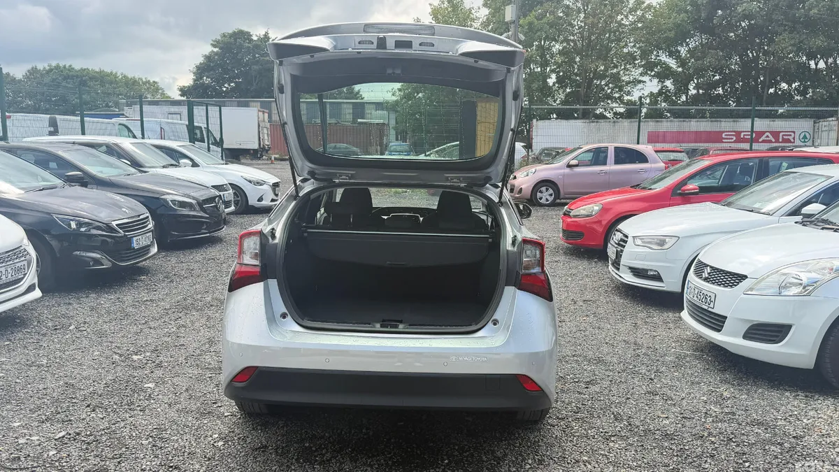 Toyota Prius Hatchback, Petrol Hybrid, 2020, Silver