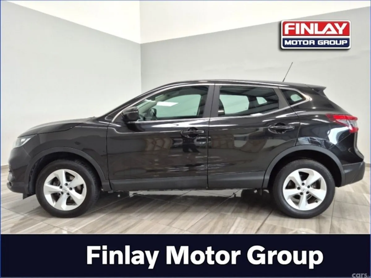 Nissan Qashqai Hatchback, Diesel, 2018, Black