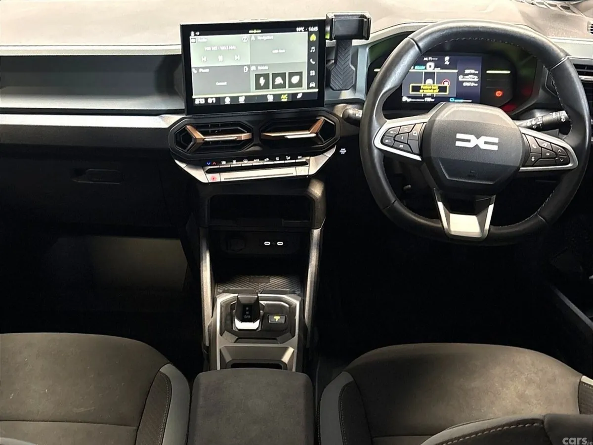 Dacia Duster SUV, Petrol Hybrid, 2026, Grey