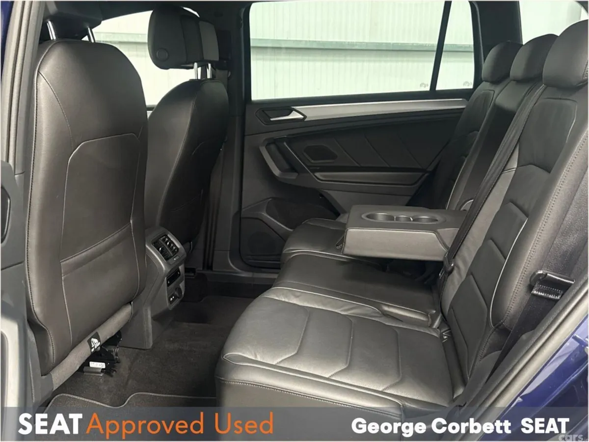 SEAT Tarraco Estate, Petrol Plug-in Hybrid, 2022, Blue