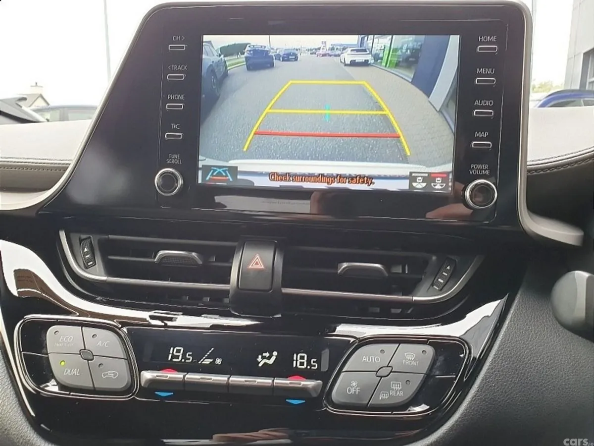 Toyota C-HR SUV, Petrol Hybrid, 2019, White
