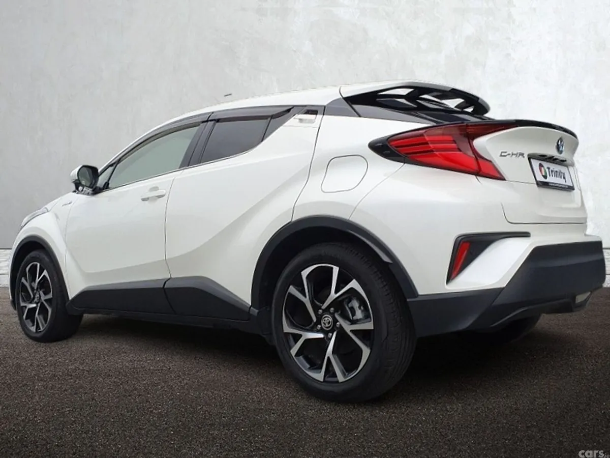 Toyota C-HR SUV, Petrol Hybrid, 2019, White