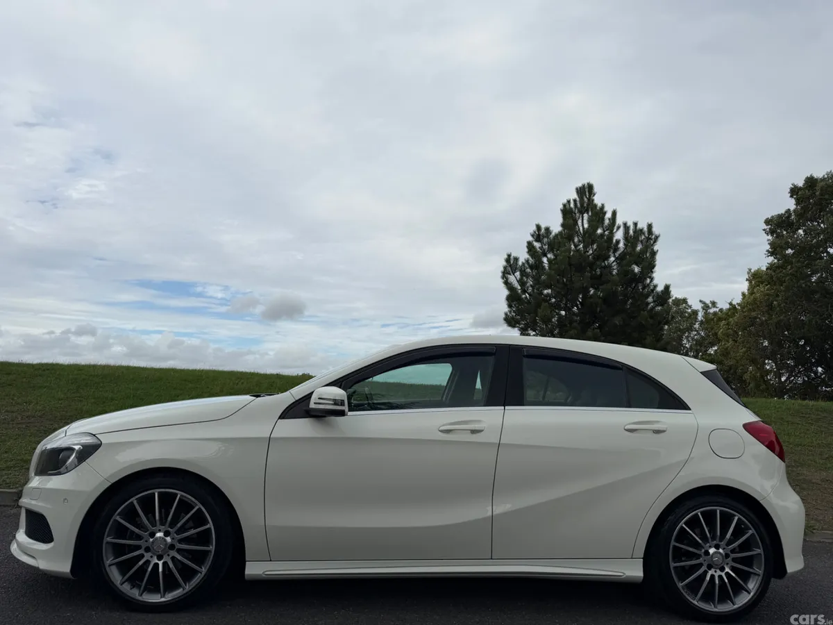 Mercedes-Benz A-Class Hatchback, Petrol, 2015, White