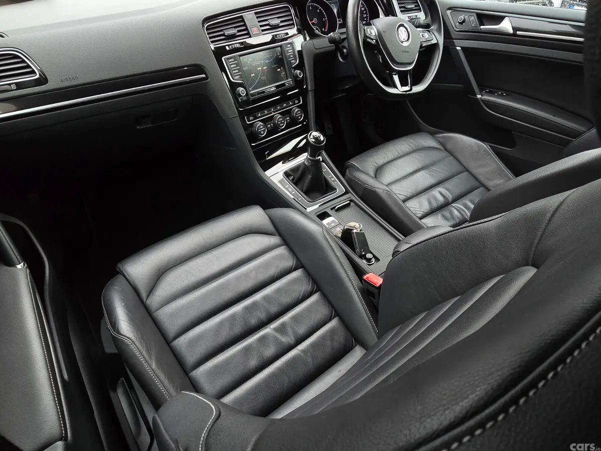Volkswagen Golf Estate, Diesel, 2017, Grey