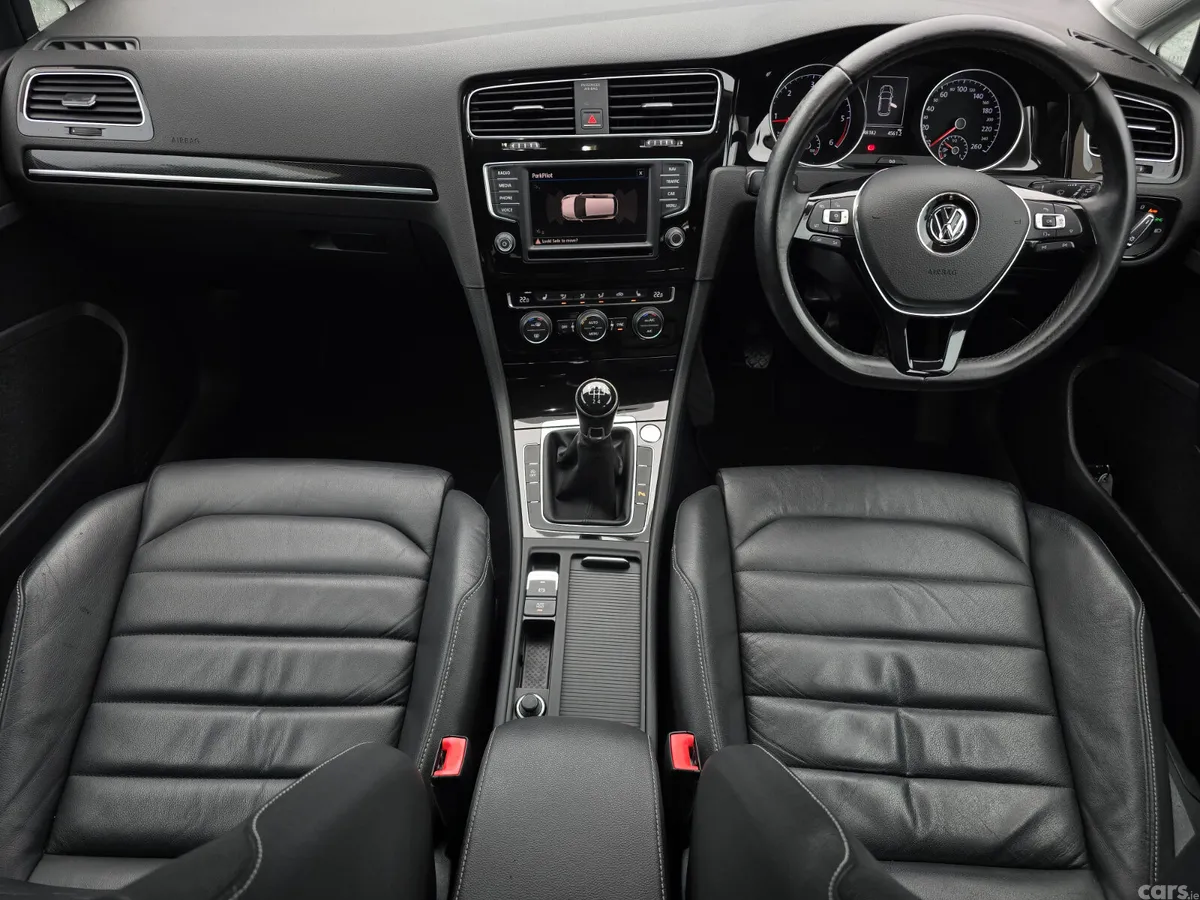 Volkswagen Golf Estate, Diesel, 2017, Grey