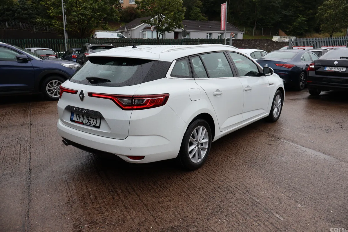Renault Megane Estate, Diesel, 2017, White
