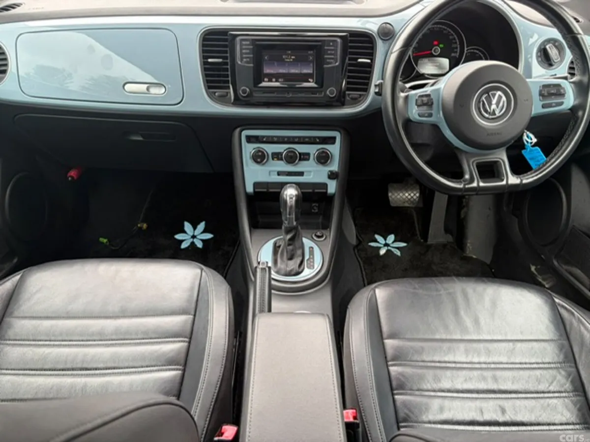 Volkswagen Beetle Hatchback, Petrol, 2012, Blue