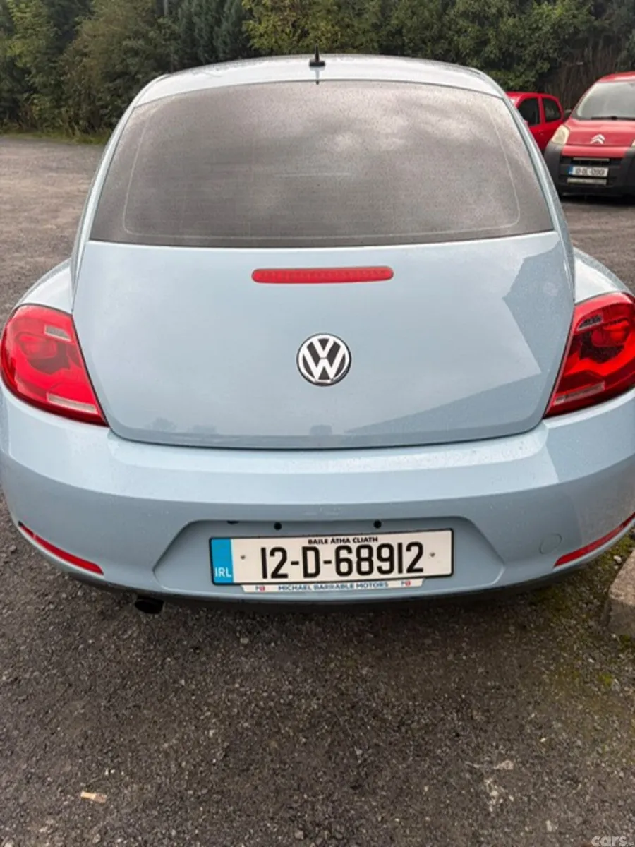 Volkswagen Beetle Hatchback, Petrol, 2012, Blue
