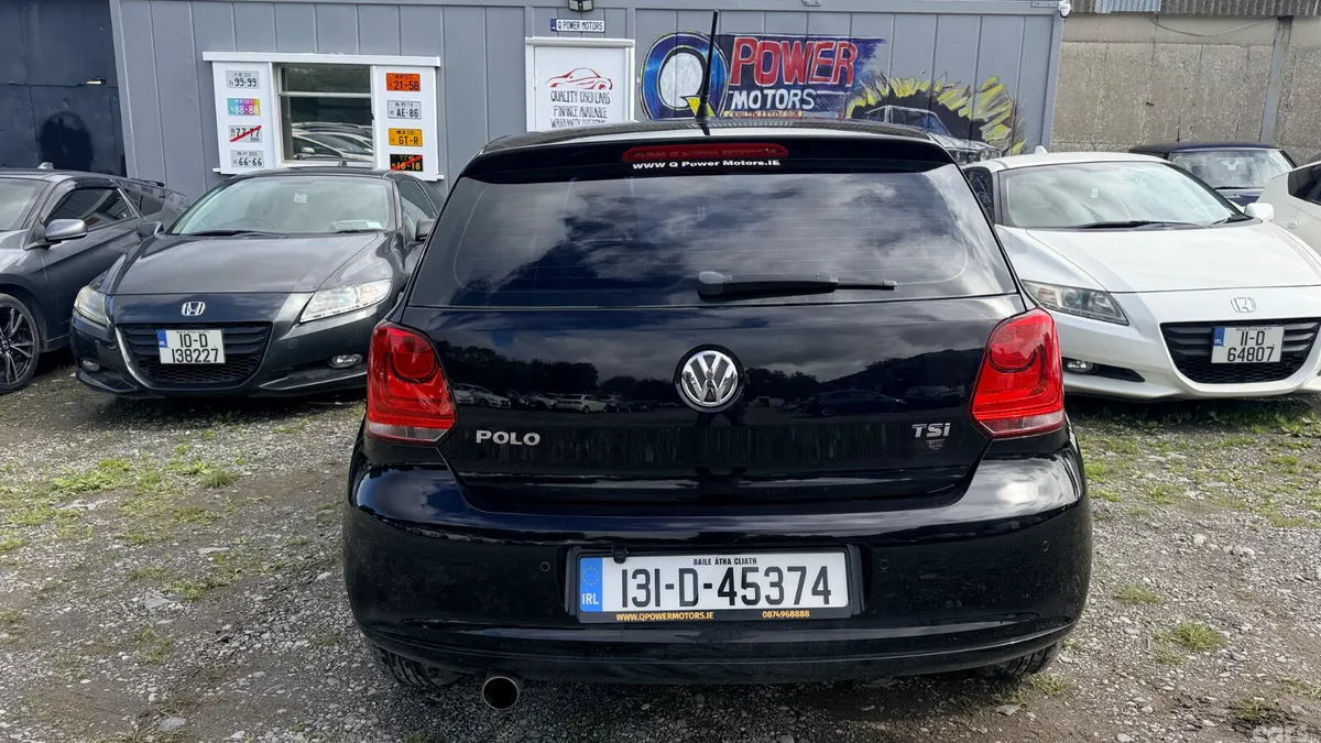 Volkswagen Polo Hatchback, Petrol, 2013, Black