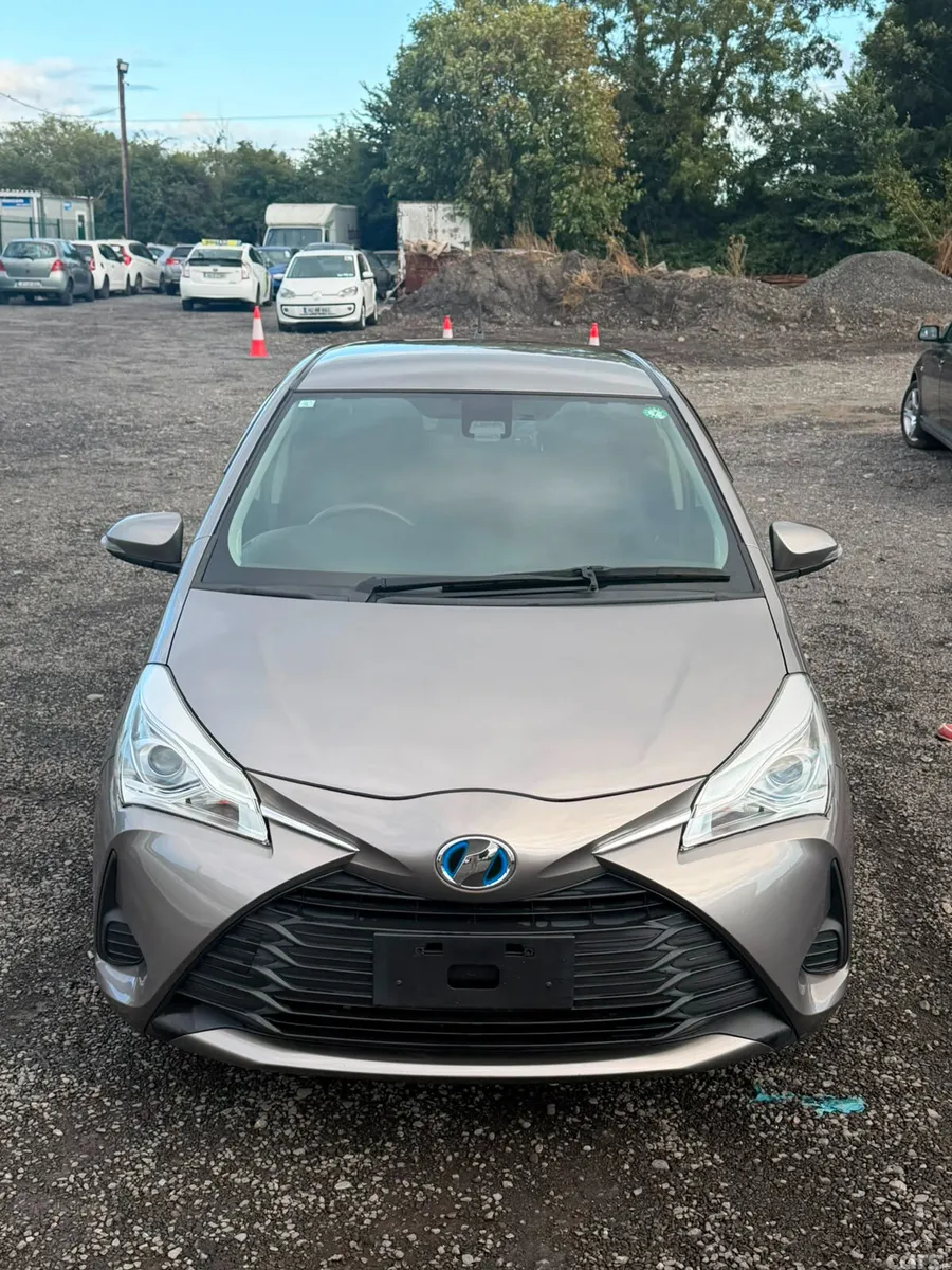 Toyota Vitz Hatchback, Petrol Hybrid, 2017, Grey