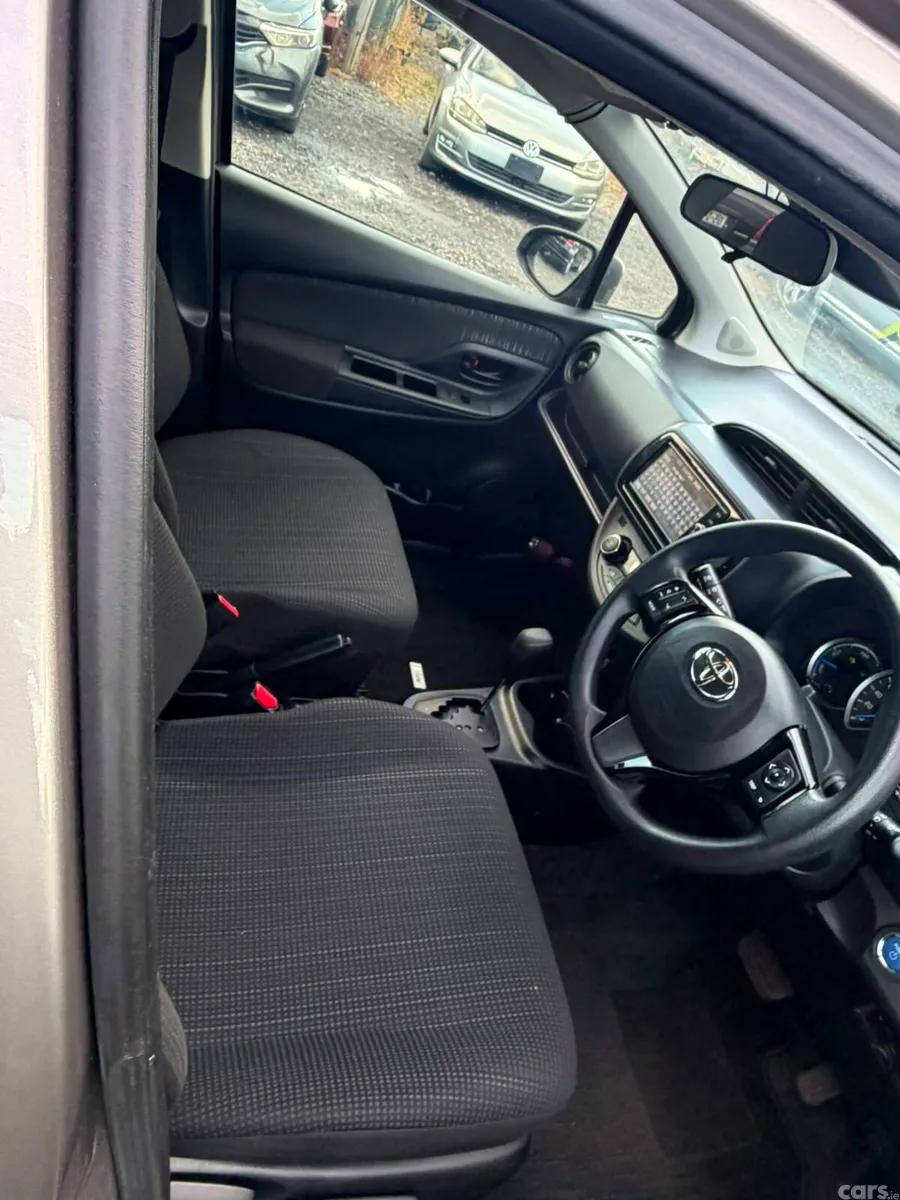 Toyota Vitz Hatchback, Petrol Hybrid, 2017, Grey