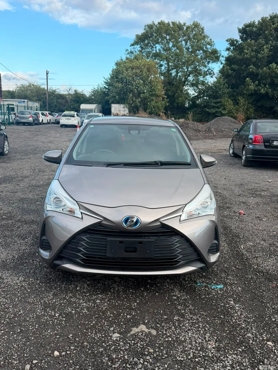 Toyota Vitz Hatchback, Petrol Hybrid, 2017, Grey