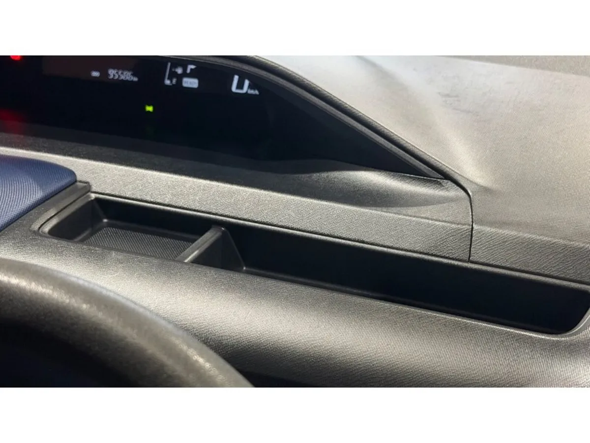 Toyota Aqua Hatchback, Petrol Hybrid, 2016, Blue