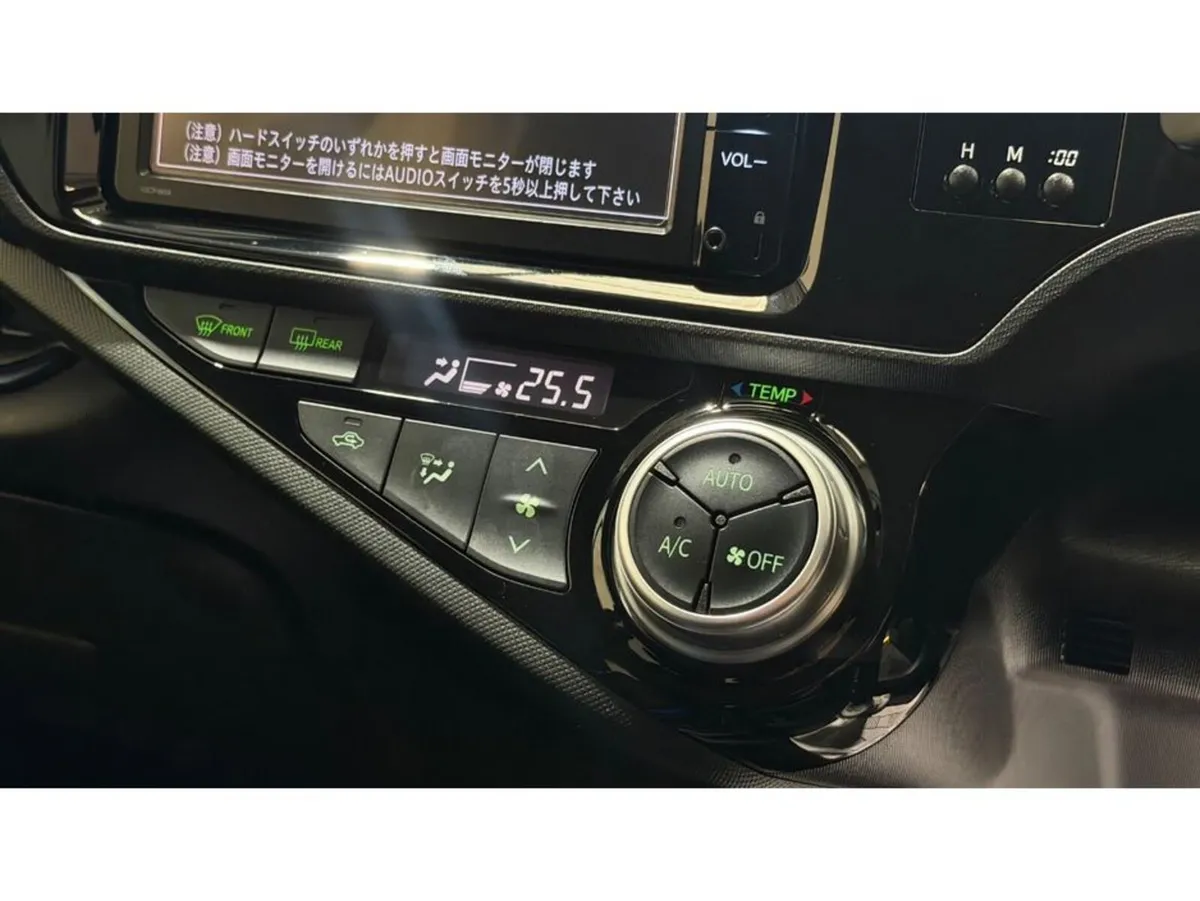 Toyota Aqua Hatchback, Petrol Hybrid, 2016, Blue