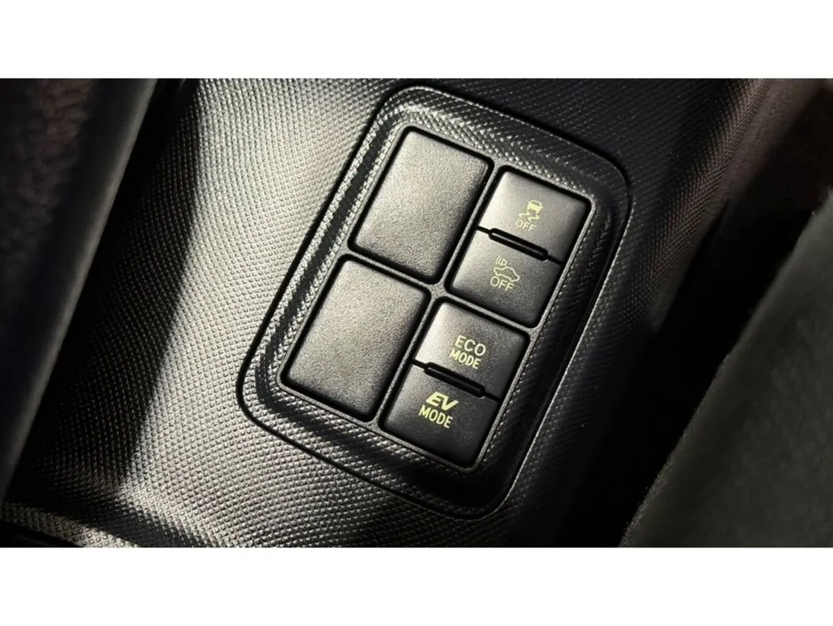 Toyota Aqua Hatchback, Petrol Hybrid, 2016, Blue