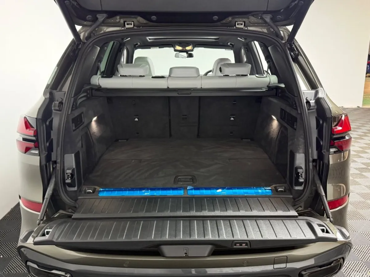 BMW X5 SUV, Petrol Plug-in Hybrid, 2025, Green
