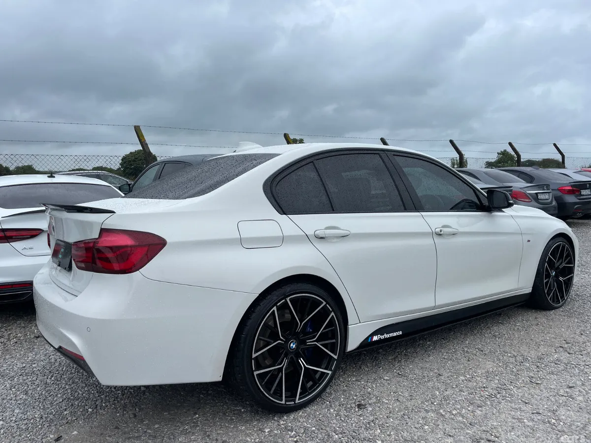 BMW 3-Series Saloon, Diesel, 2017, White