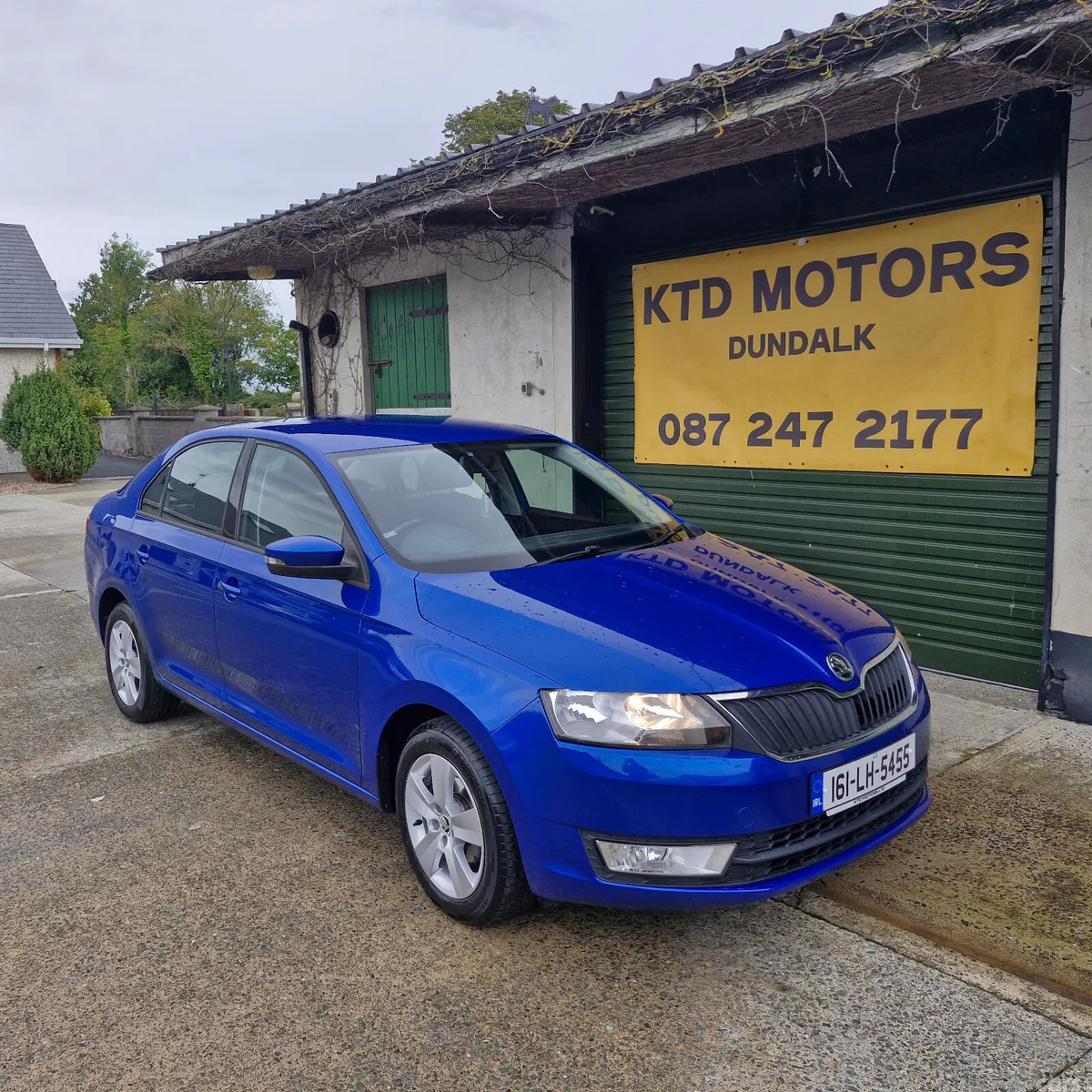 Skoda Rapid Saloon, Petrol, 2016, Blue