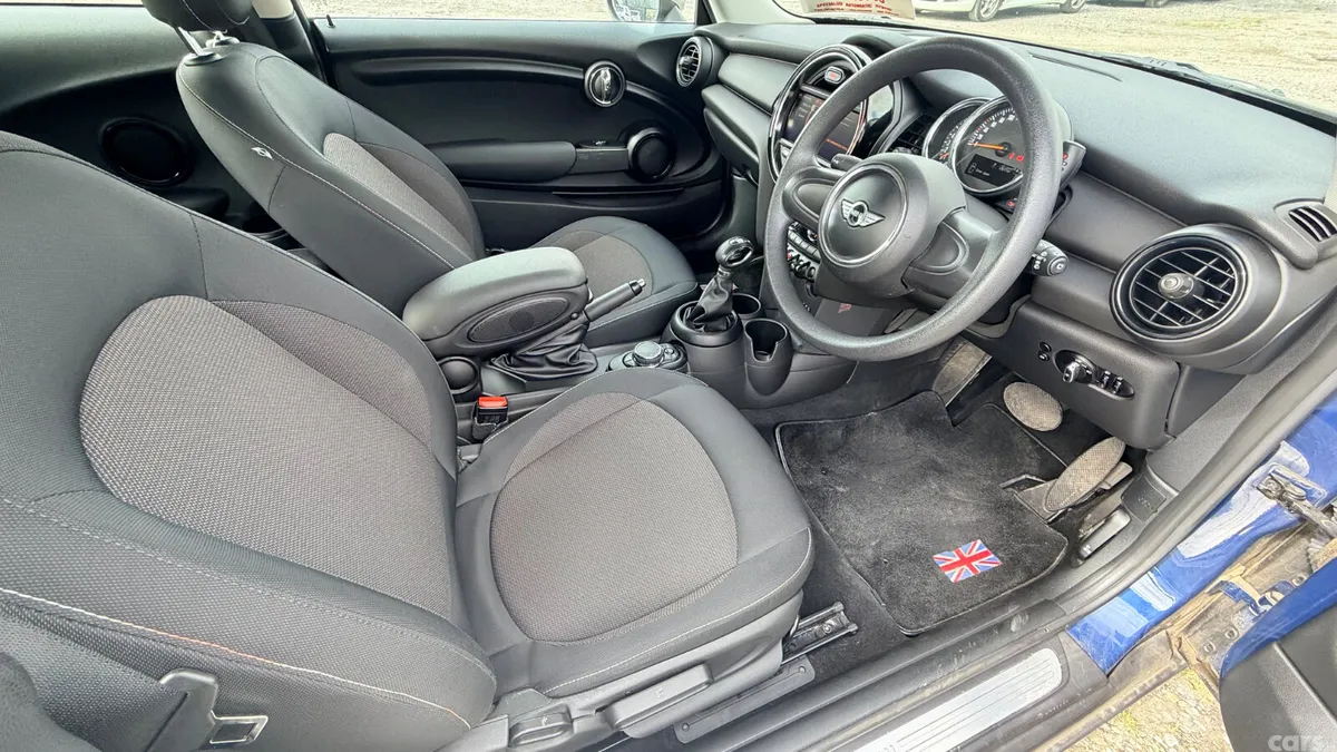 Mini One Hatchback, Petrol, 2015, Blue
