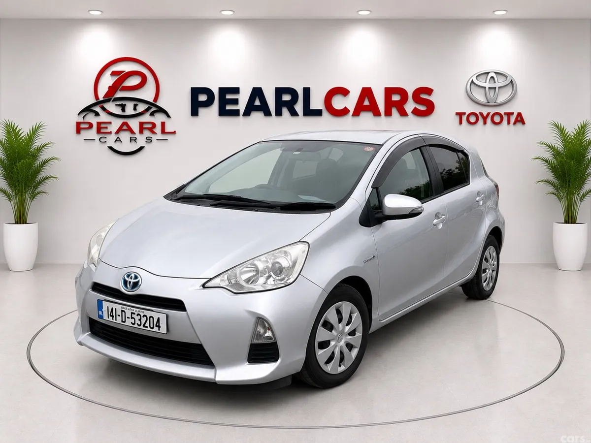 Toyota Aqua Hatchback, Petrol Hybrid, 2014, Silver