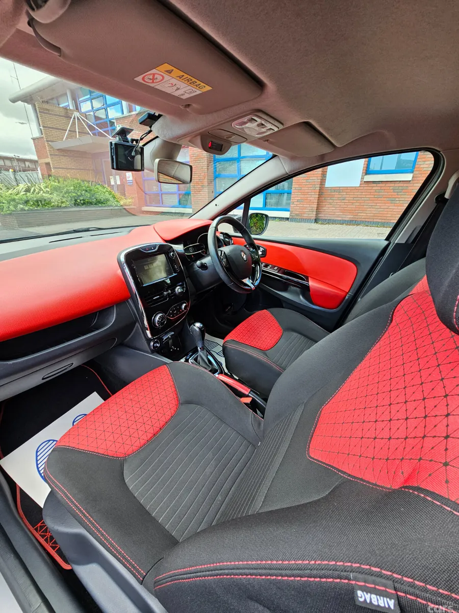 Renault Clio Hatchback, Petrol, 2015, Grey