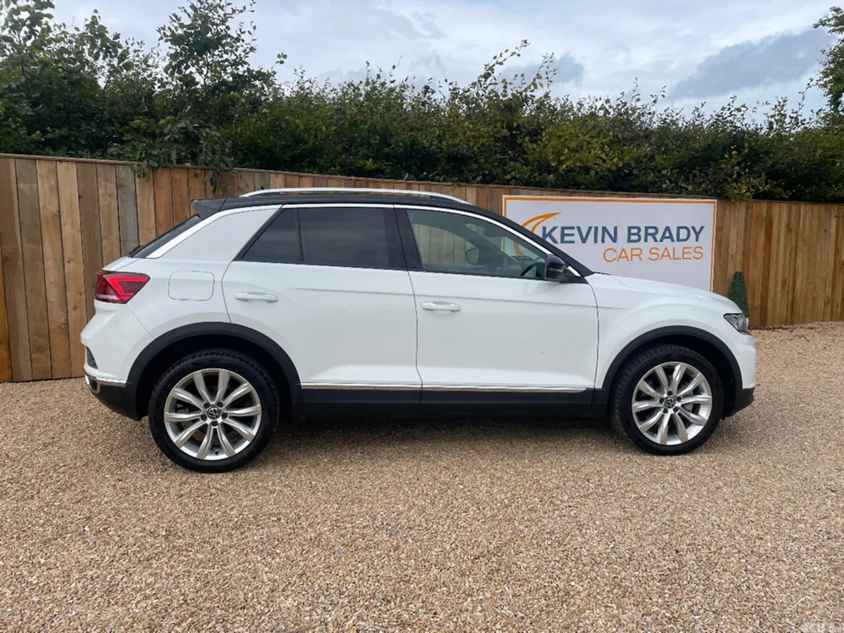 Volkswagen T-Roc SUV, Diesel, 2021, White