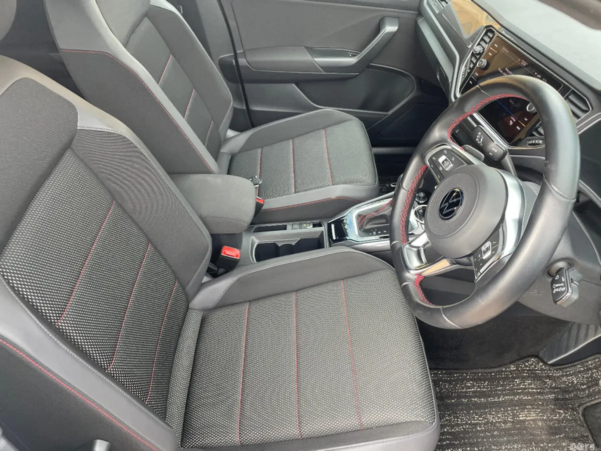 Volkswagen T-Roc SUV, Diesel, 2021, White