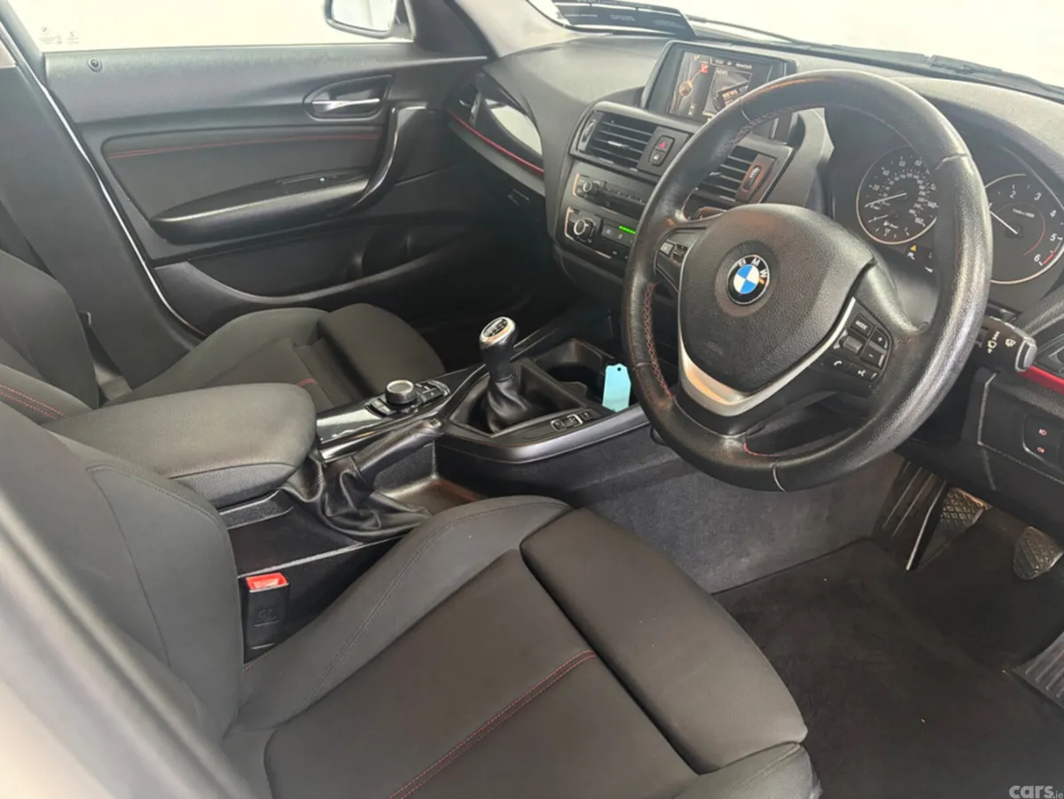 BMW 1-Series Hatchback, Diesel, 2015, White
