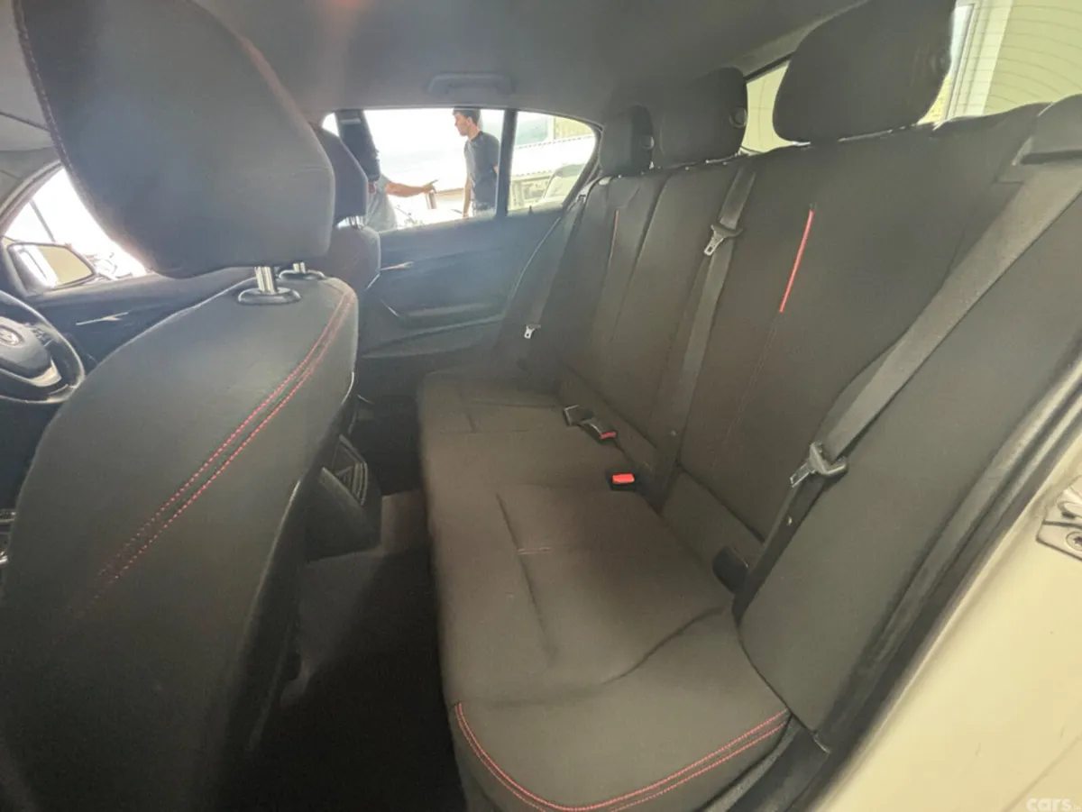 BMW 1-Series Hatchback, Diesel, 2015, White