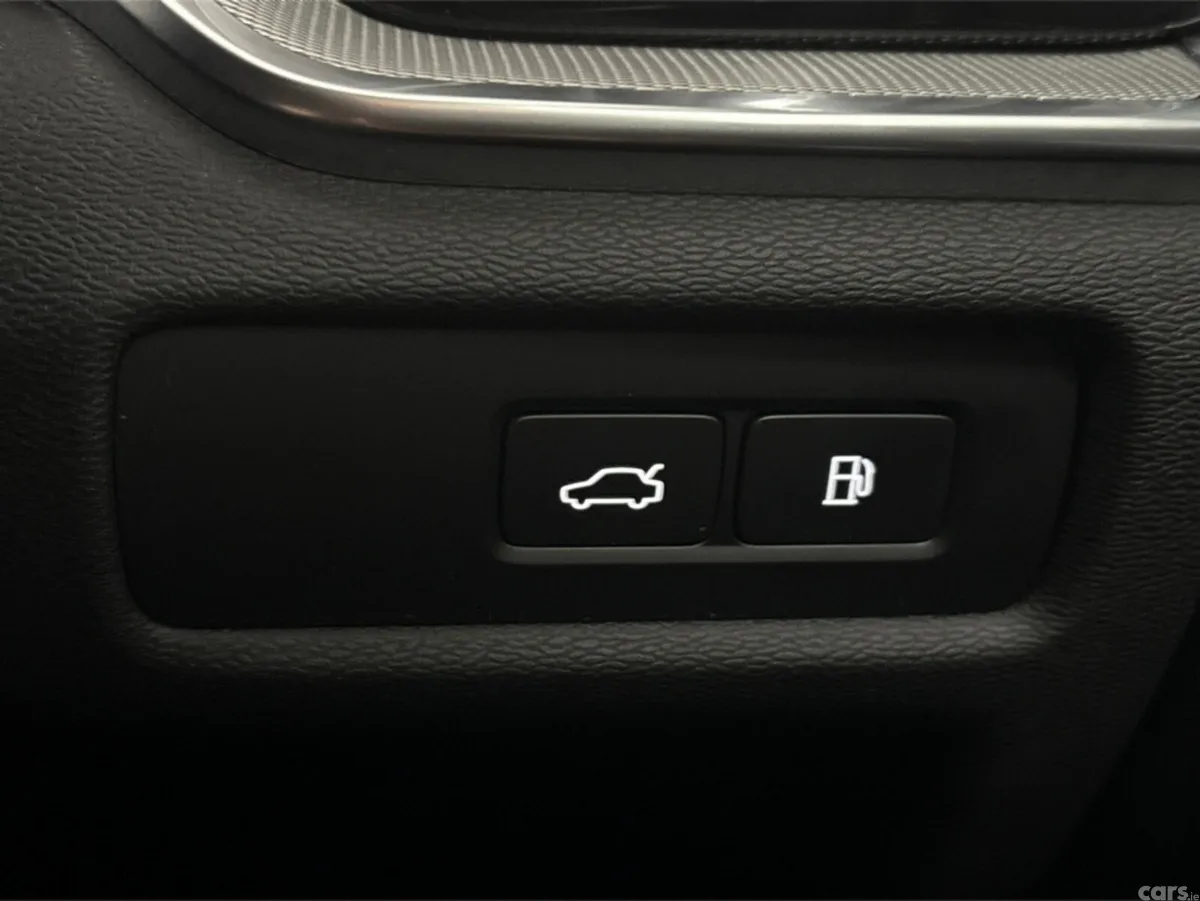 Volvo V60 Estate, Petrol Hybrid, 2023, Grey