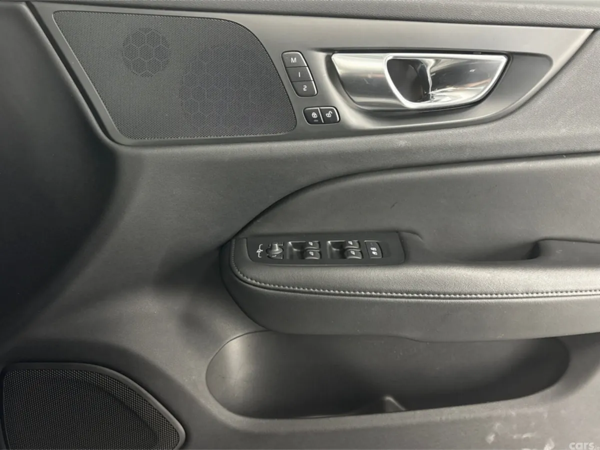 Volvo V60 Estate, Petrol Hybrid, 2023, Grey