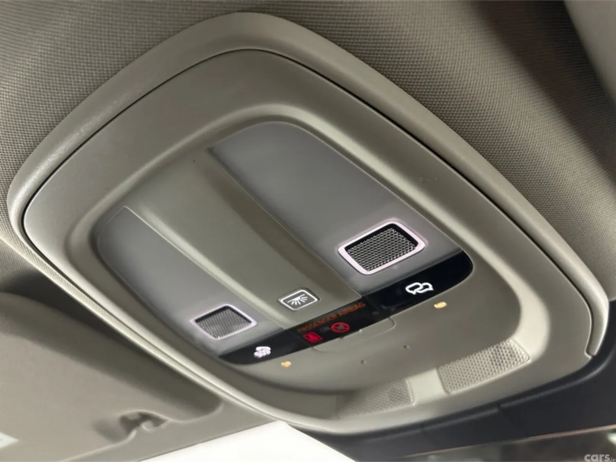 Volvo V60 Estate, Petrol Hybrid, 2023, Grey