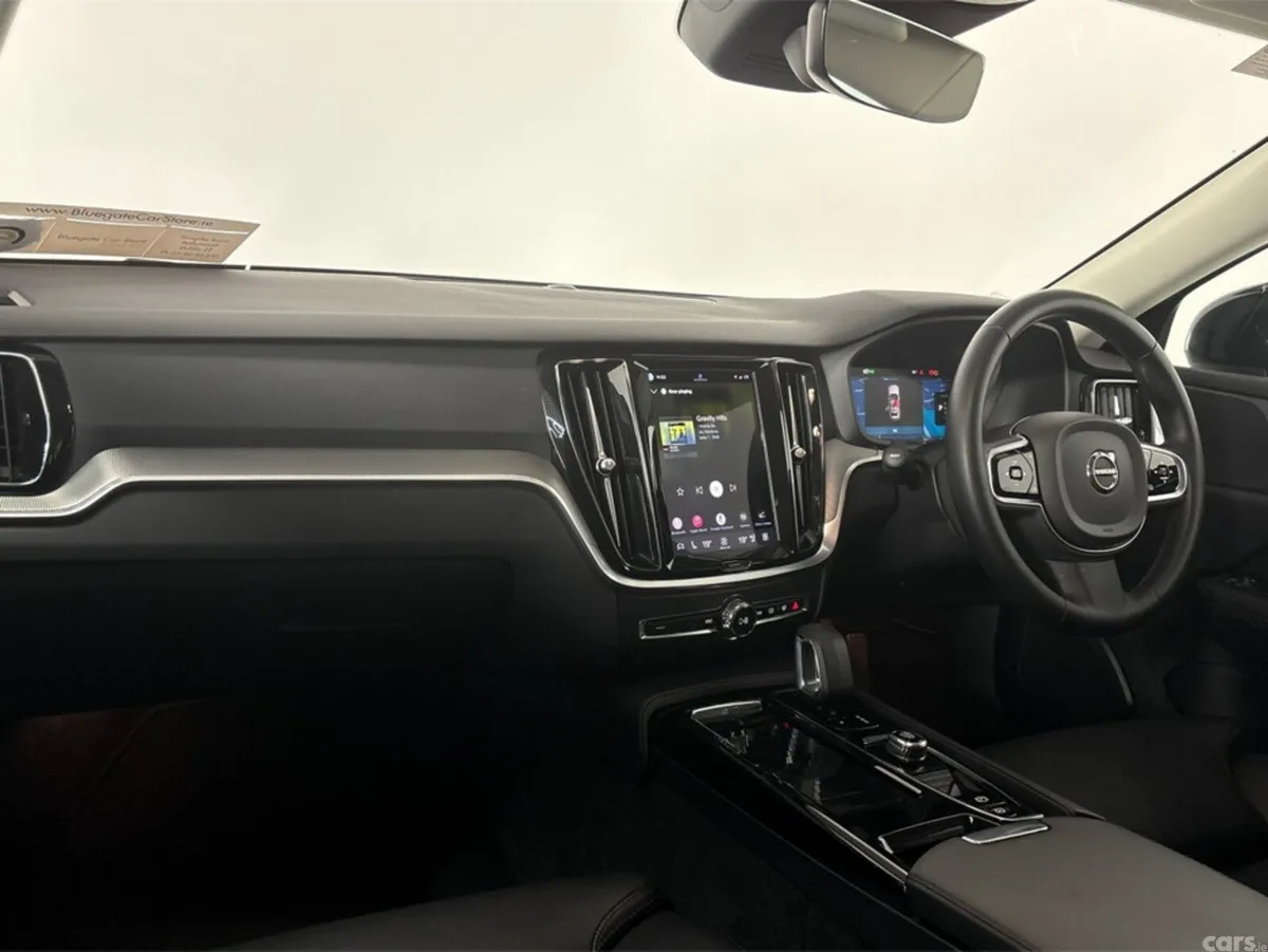 Volvo V60 Estate, Petrol Plug-in Hybrid, 2023, Grey