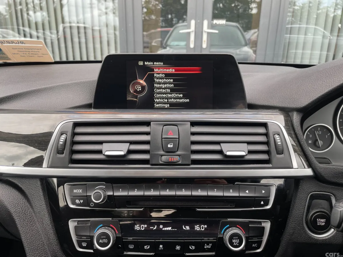 BMW 3-Series Saloon, Petrol Plug-in Hybrid, 2017, Blue